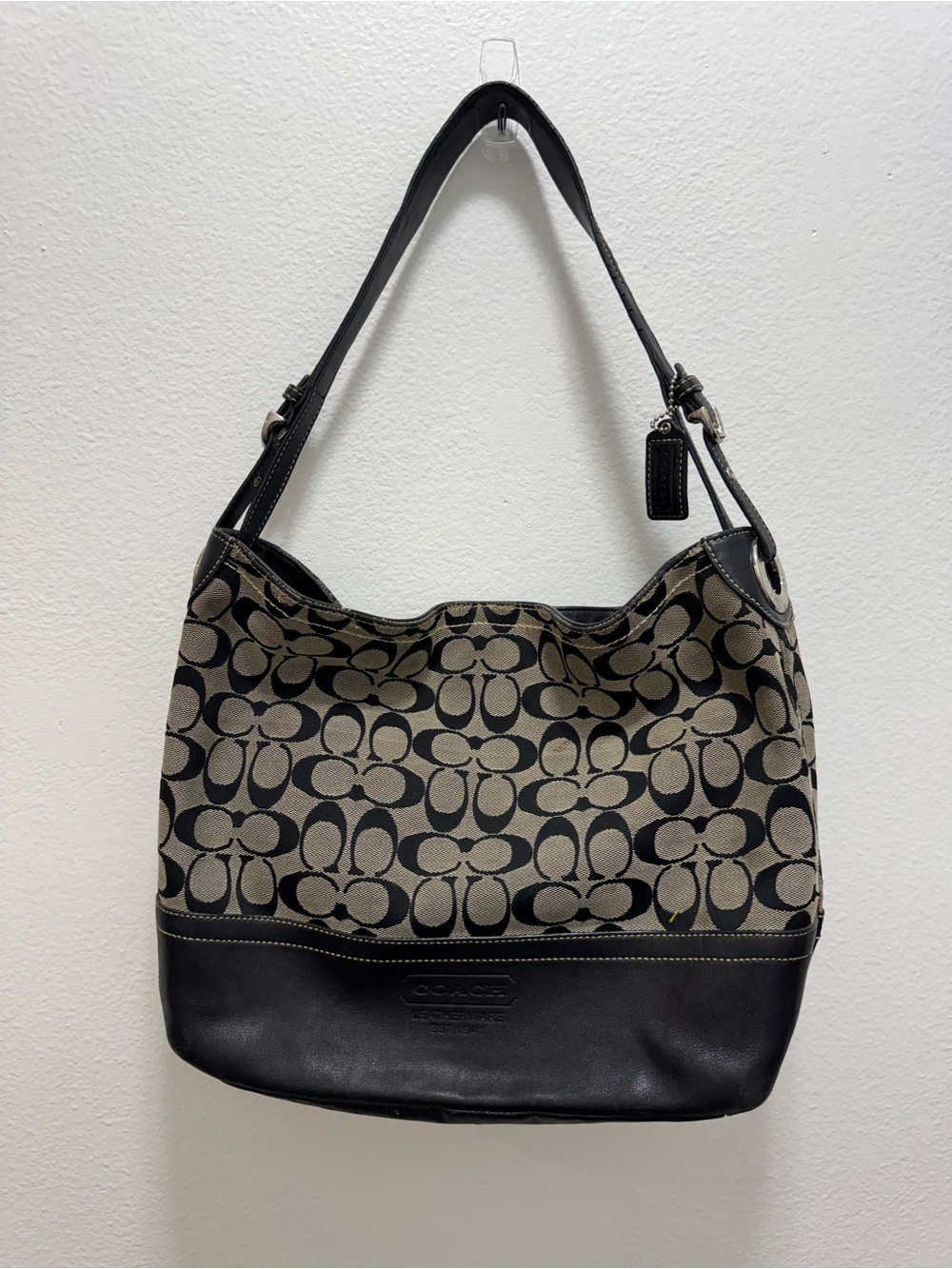Coach Black and Tan Signature Jacquard Hobo Shoulder Bag